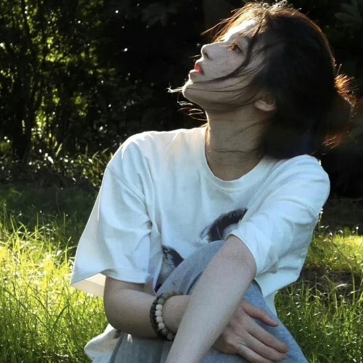 手提箱女郎